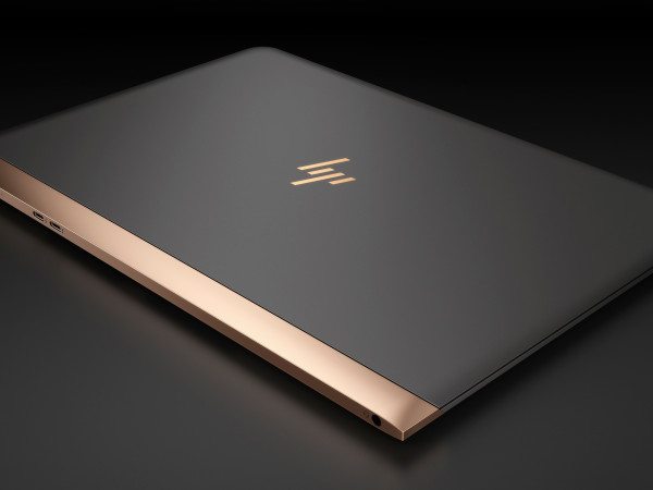 HP-Spectre-13.3_aerial-view-600x450
