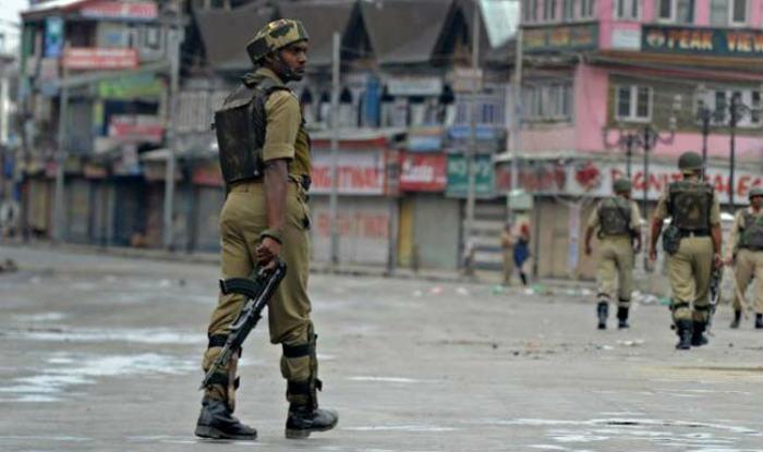 curfew-in-kashmir-continues-for-12th-day-2