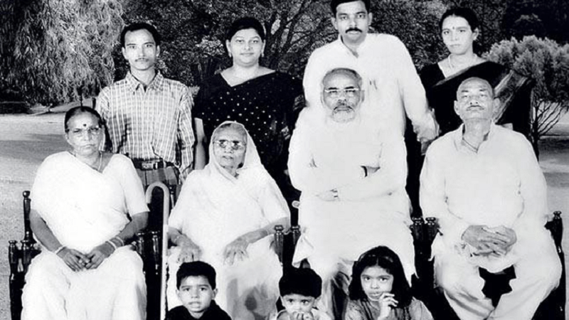 Family of the pm modi