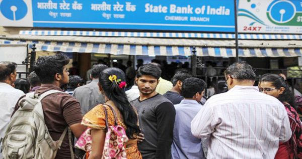 बड़ी ख़बर: SBI ने बदले नियम, 1 तारिख से बंद हो जायेंगे इन धारकों के खाते