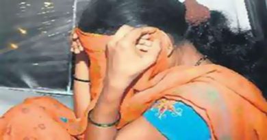 शादी का झांसा देकर सालो लड़की से बनाता रहा संबंध, किसी और की पत्नी बनी तो उठाया ये खौफनाक कदम शादी का झांसा देकर सालो लड़की से बनाता रहा संबंध, किसी और की पत्नी बनी तो उठाया ये खौफनाक कदम