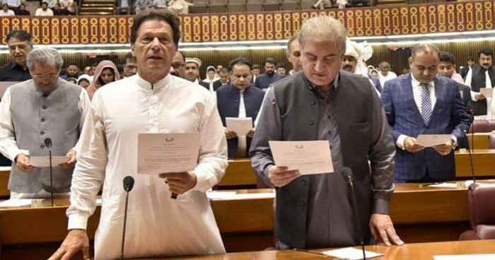 पाकिस्तान की संसद में बोलें इमरान खान 'हां, हमने किया पुलवामा हमला और...'