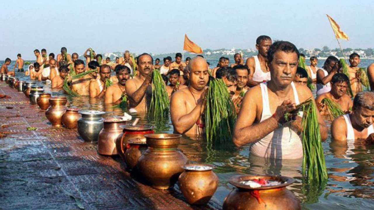 इस दिन से शुरु हो रहा है पितृ पक्ष, पितरों के लिए 12 तरह से होते हैं श्राद्ध कर्म