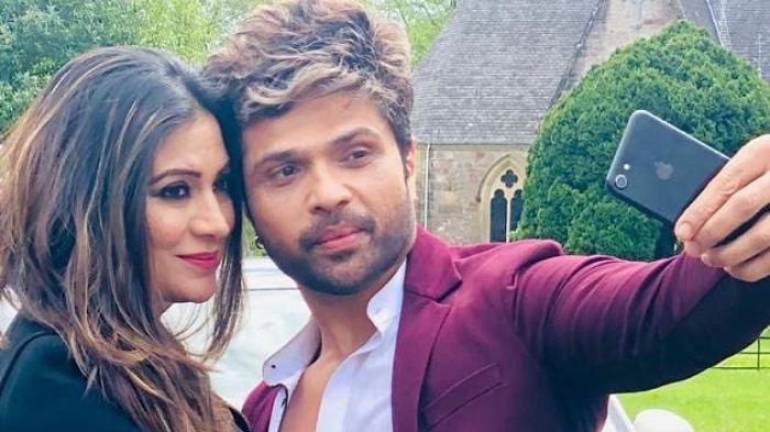 himesh reshammiya wife