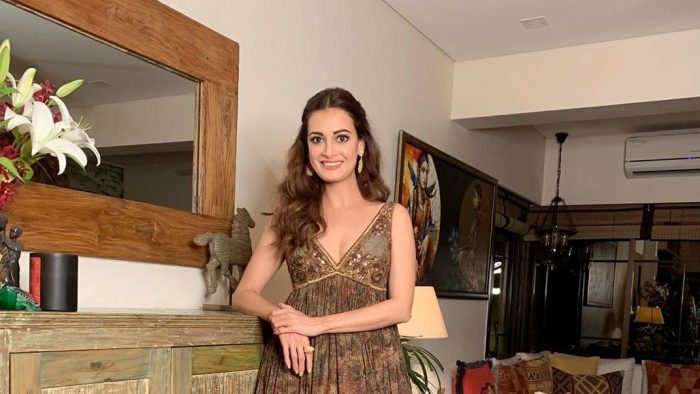 dia mirza