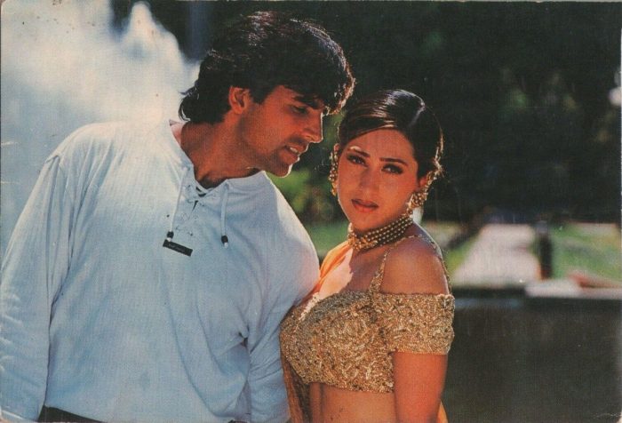 KARISMA KAPOOR AND AKSHAY KUMAR 