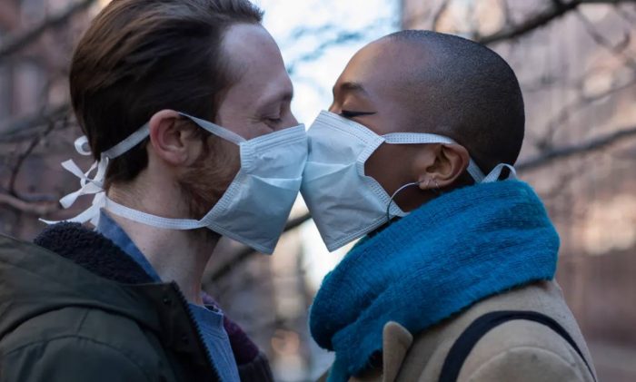 kiss while wearing mask