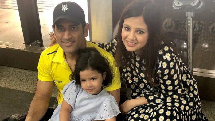 ms dhoni with family