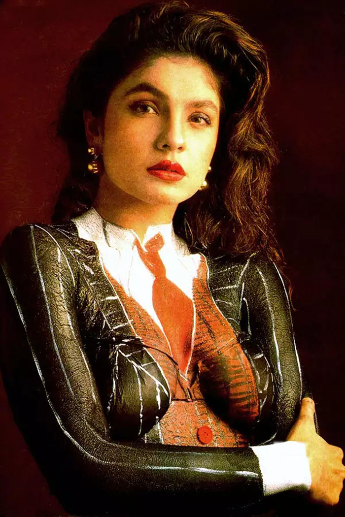 pooja bhatt