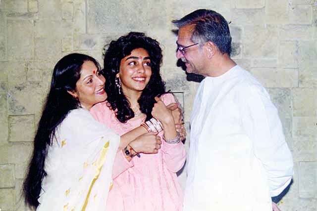 rakhi and gulzar