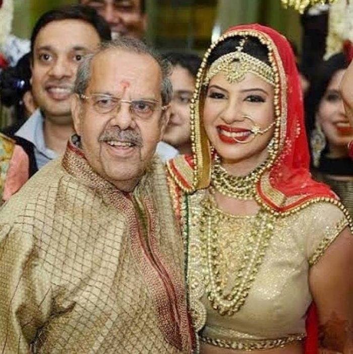  sambhavana seth with father