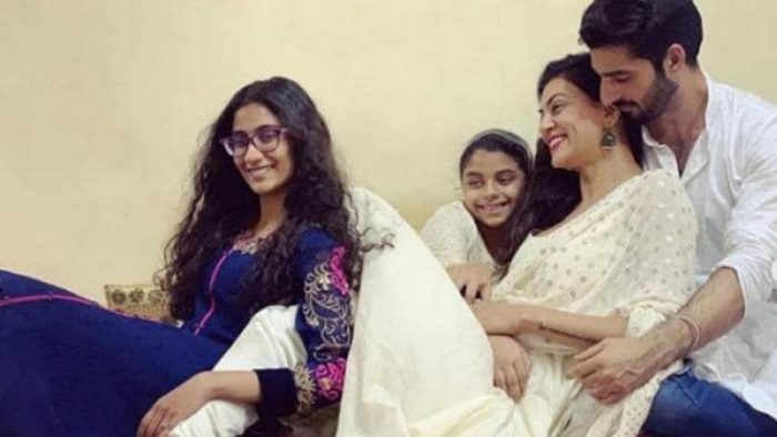 sushmita sen daughter renee sen