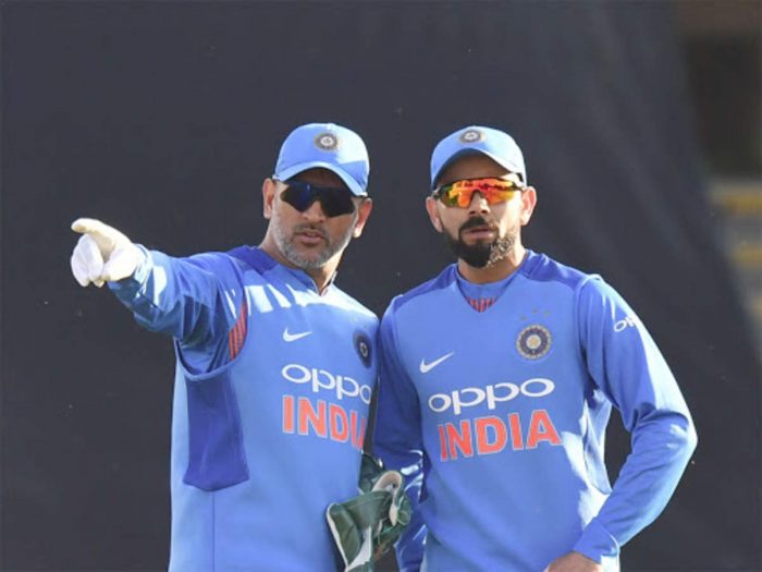 virat kohli and ms dhoni