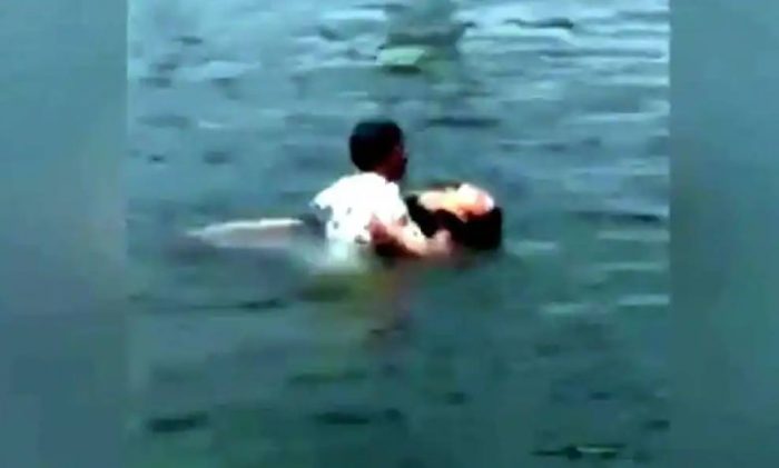 woman jumped in river
