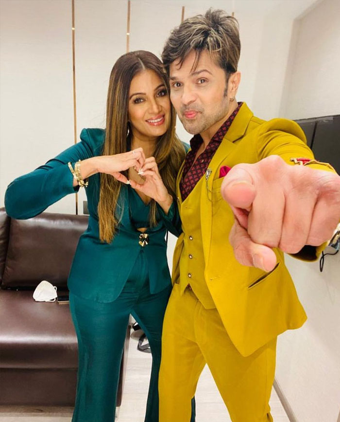 himesh reshammiya wife