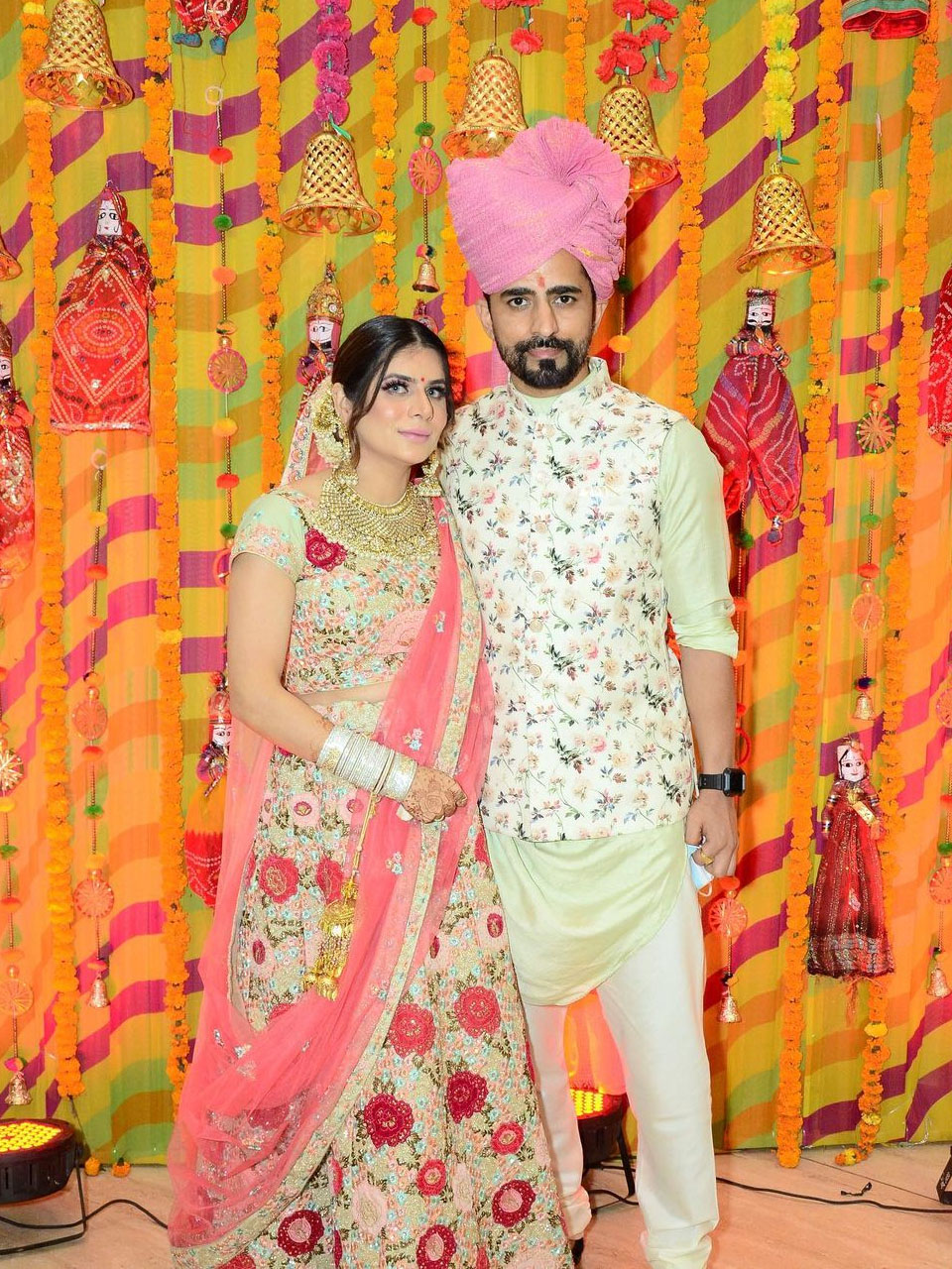 isha anand sharma marriage 