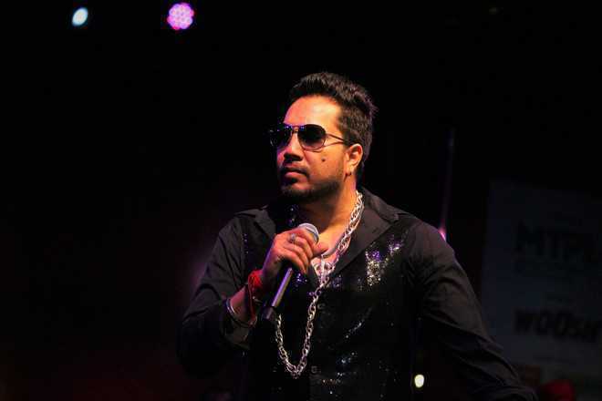 mika singh