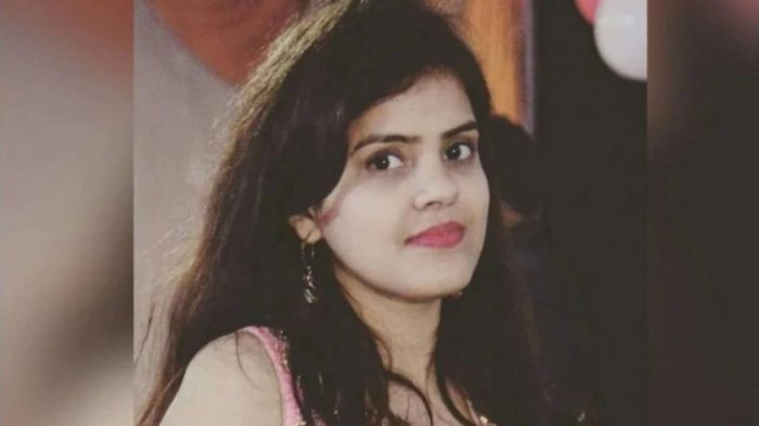 pooja singh job in amazon with 70 lakh