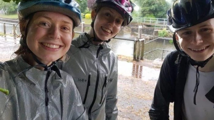 3-siblings-struck-by-lightning-while-taking-selfie