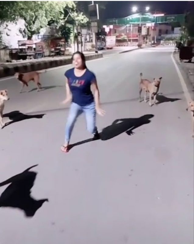 Viral Dance Video