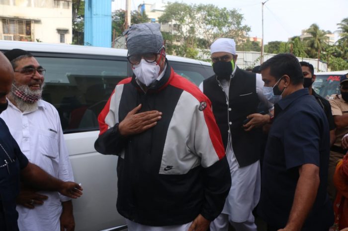 amitabh-abhishek-bachchan-dilip-kumar-funeral