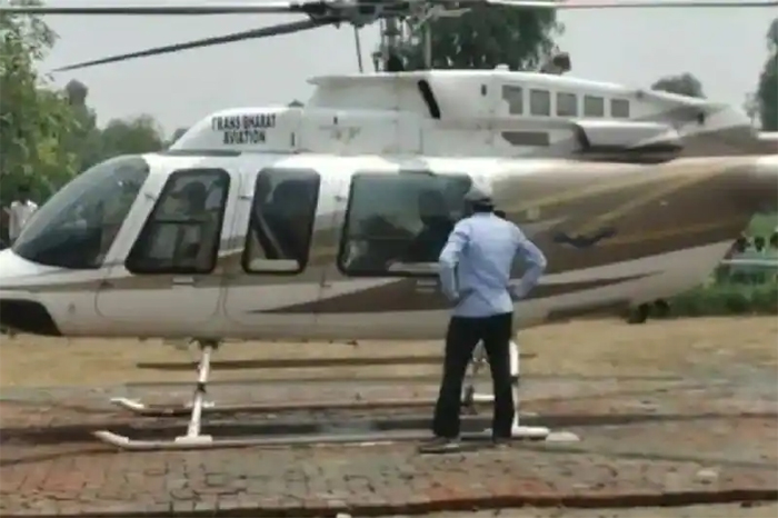 father-in-law-arranged-helicopter-for-newly-married-bride-and-gram-pradhan