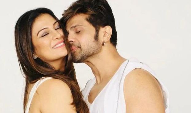 himesh reshammiya and sonia kapoor 