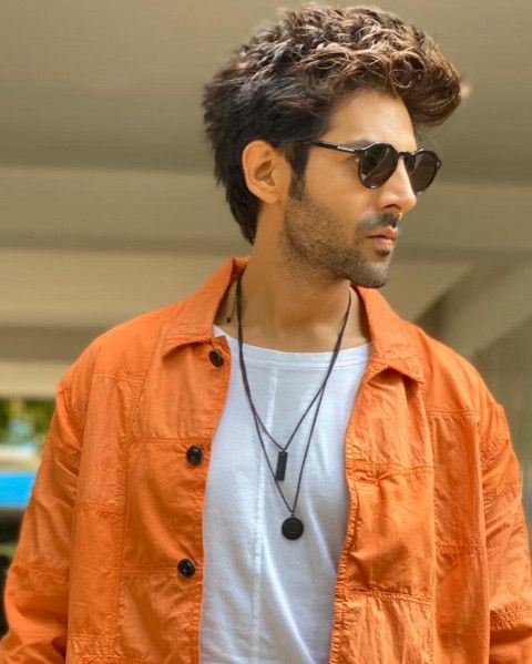 kartik aaryan 