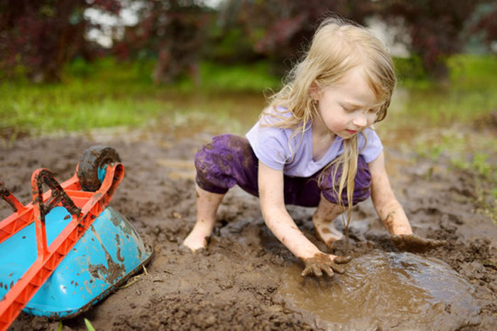 kids playing with soil