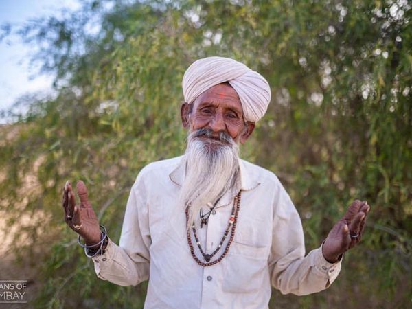 eighty-two-years-old-gatekeeper-opens-up-about-his-first-love-story