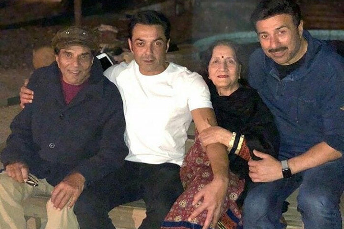 sunny deol mother