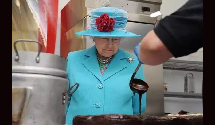 table-manners-in-royal-family-england