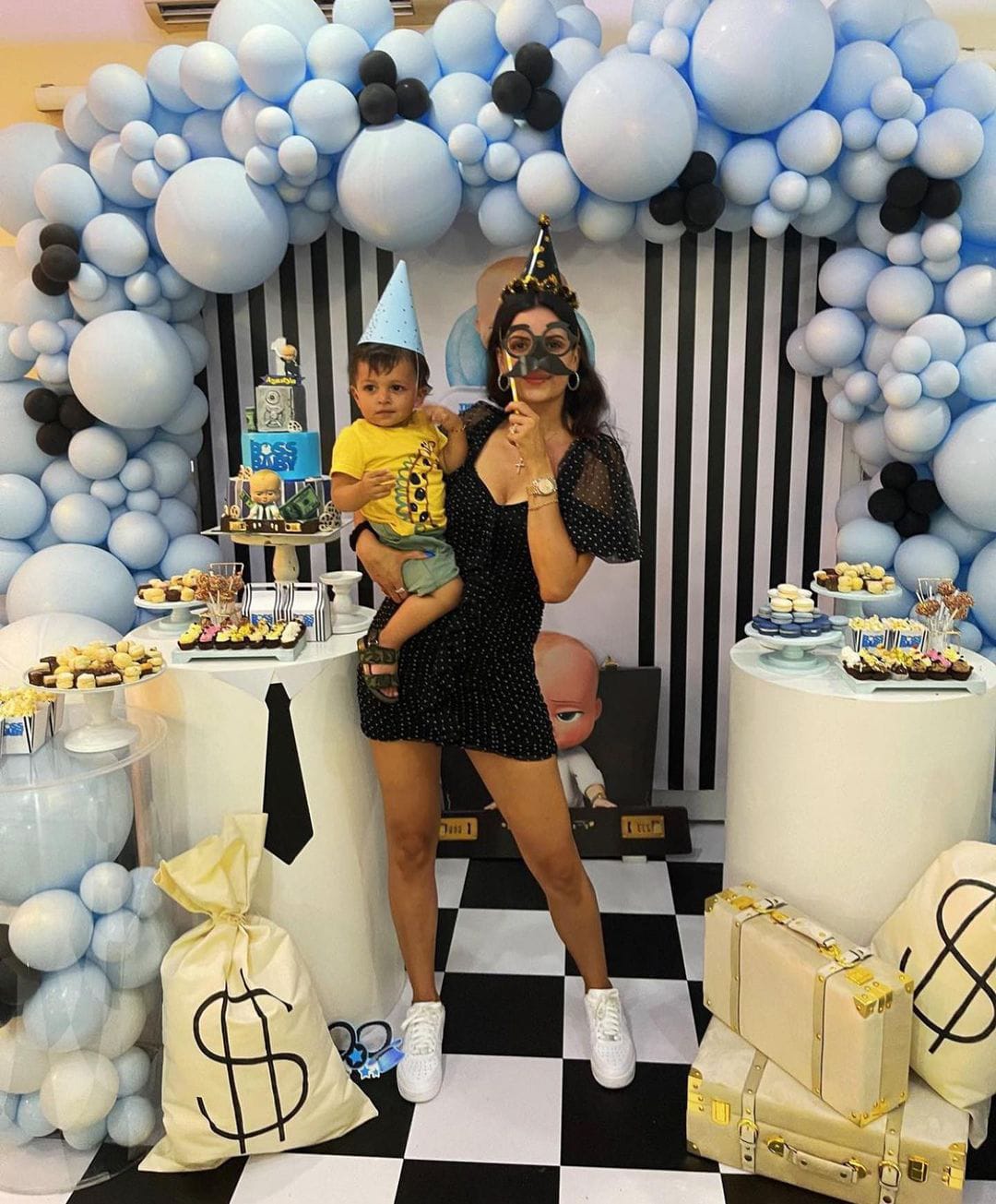 Natasha and Pandya celebrated son's birthday