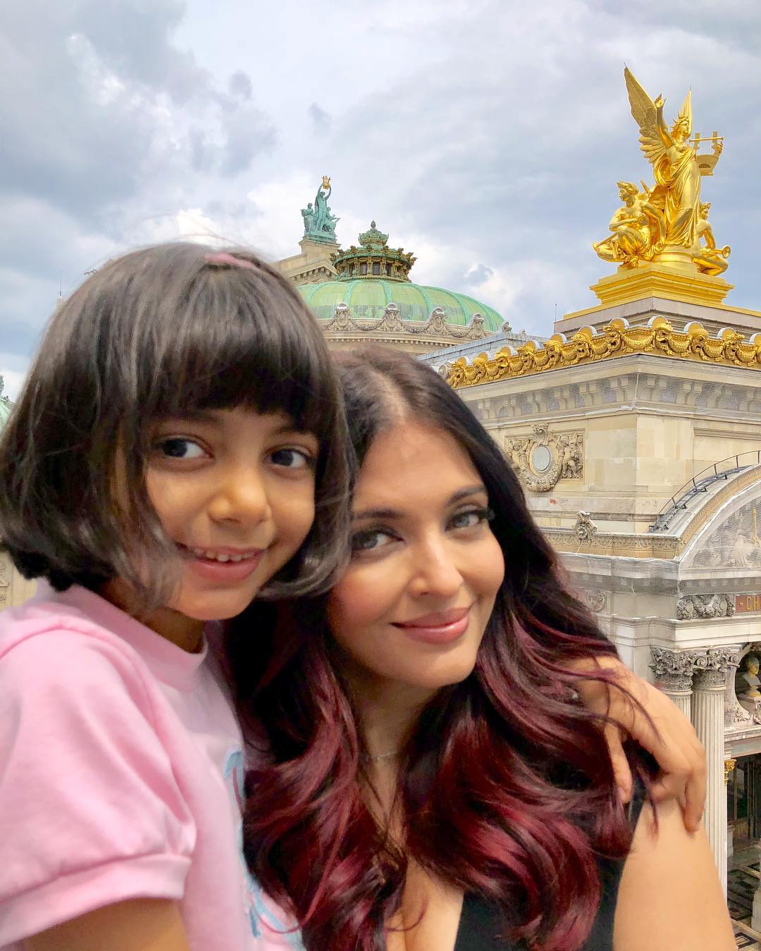 Aishwaraya And Aaradhya