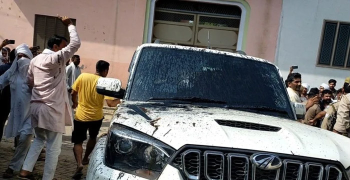 bjp mla umesh malik car attacked in muzaffarnagar