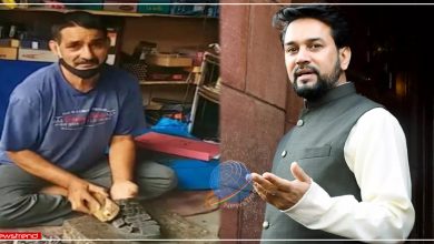 himachali-national-hockey-player-subhash-chand-making-shoes-for-earning