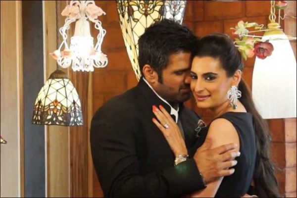 sunil shetty wife