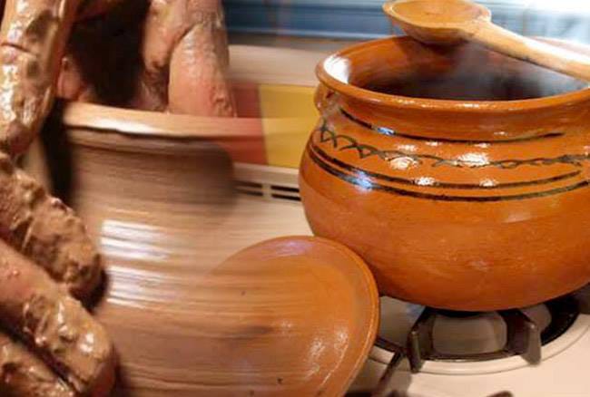 food in clay pot