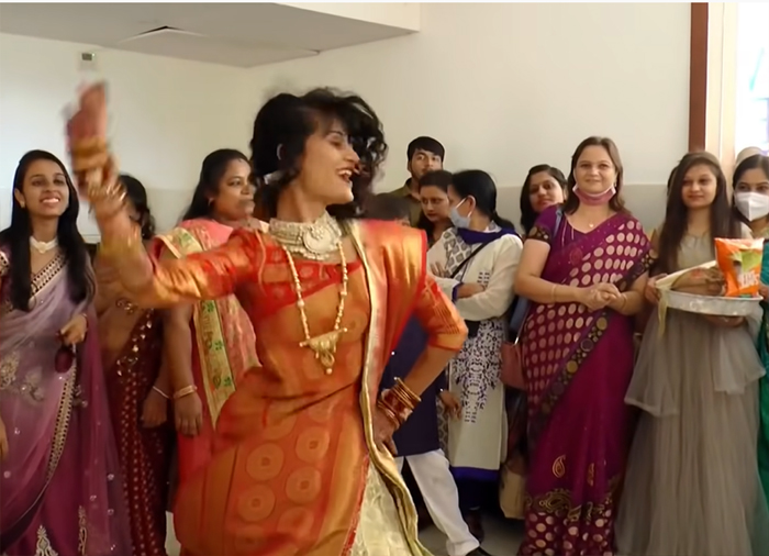 bhabhi-dances-on-her-devar-marriage