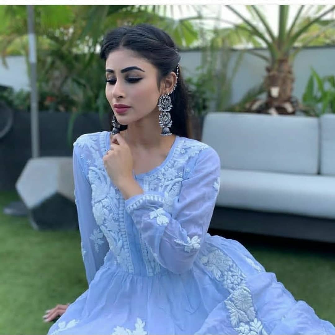 mouni roy