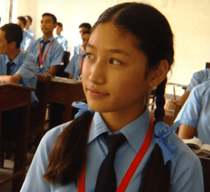 8 वीं क्लास की इस लड़की की Handwriting देखकर कंप्यूटर भी शर्मा जाए , मुंह  से निकलेगा वाह - Newstrend