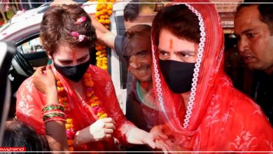 priyanka gandhi visited raebareli hanuman temple
