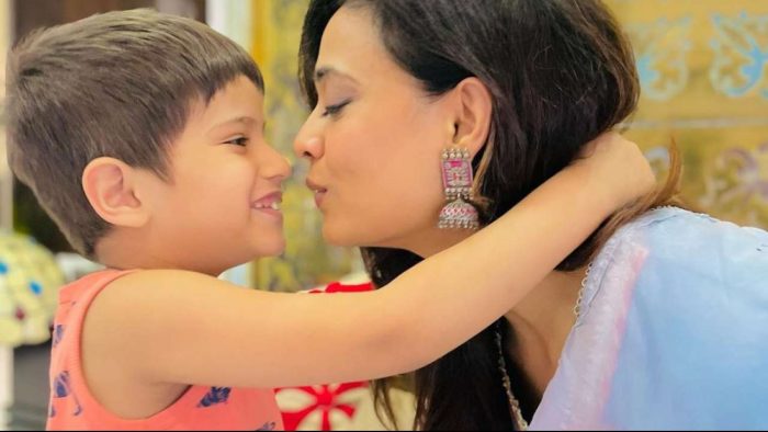 Shweta Tiwari with son