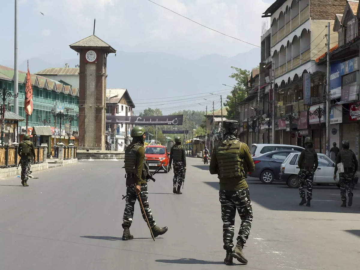 terrorist-attack-in-srinagar-school-two-teacher-dies