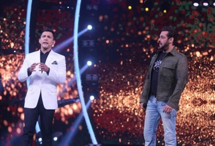 aditya narayan and salman khan