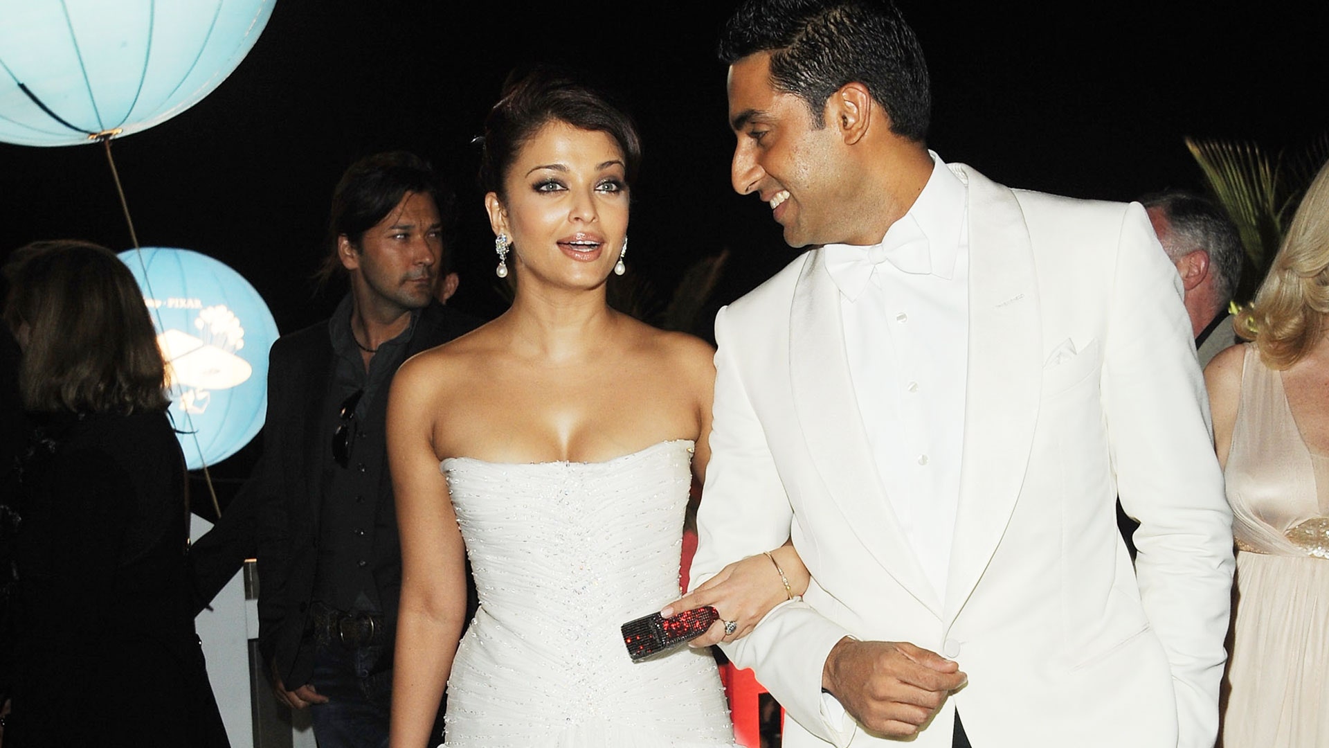 aishwarya rai bachchan and abhishek bachchan