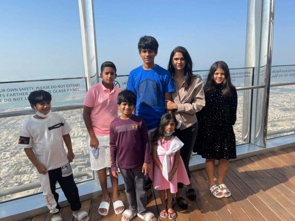 allu arjun daughter birthday celebration at burj khalifa