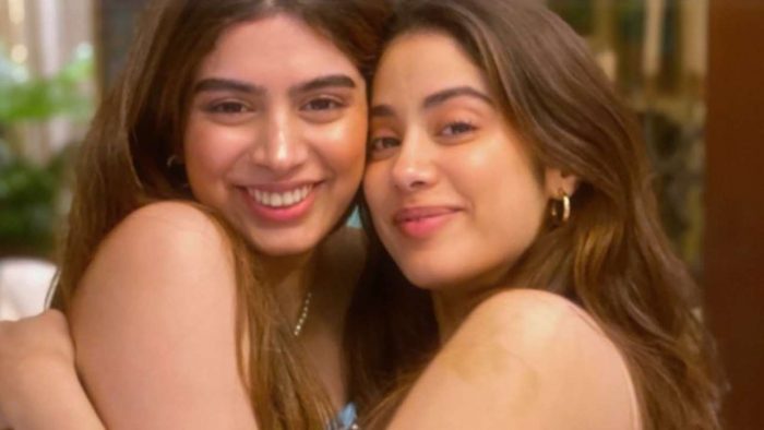 janhvi kapoor celebrates khushi kapoor birthday