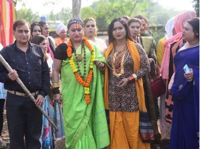 kangana ranaut and himangi sakhi mahamandleshwar