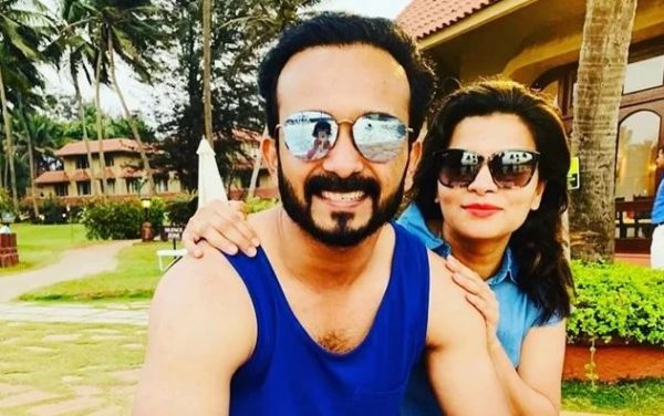 kedar jadhav and snehal jadhav